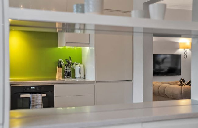 The Knightsbridge Residences - Photo 38