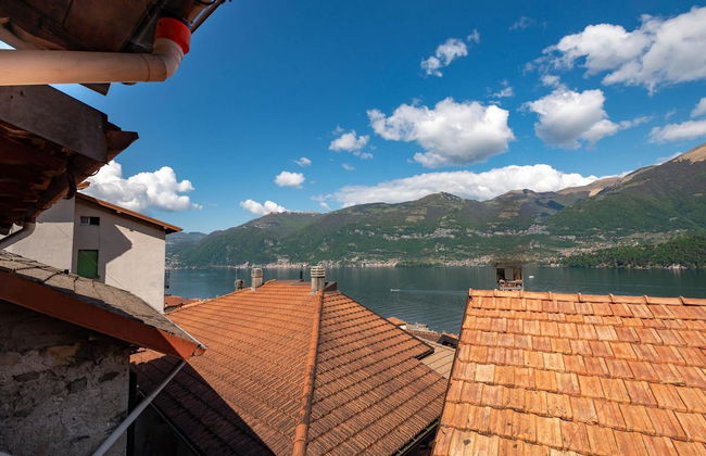 Cottage on the Lake in Lezzeno - Photo 19