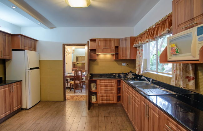 Mimosa Court Apartments - Foto 16