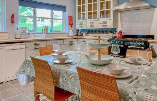 Court Place - Photo 25