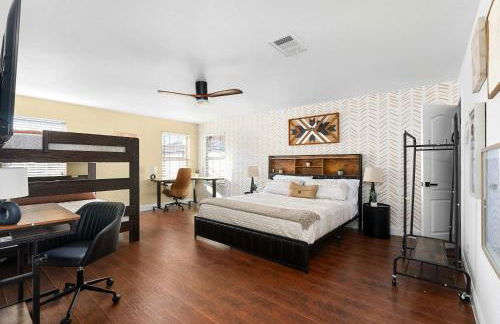 Grand 6BR 3BA Pool Escape Round Rock - Foto 17