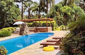 Chácara dos Sonhos com Piscina e Hidromassagem - Foto 1