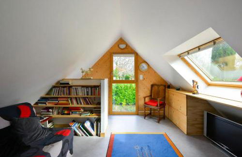 Plage700m, Maison d'hôte très calme,écrin de verdure, Sauna, Borne élect, Bord GR34 - Foto 8