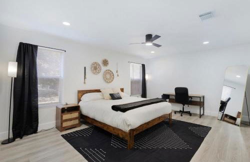 The Birch House - Serene Texas Lake Retreat - Foto 1