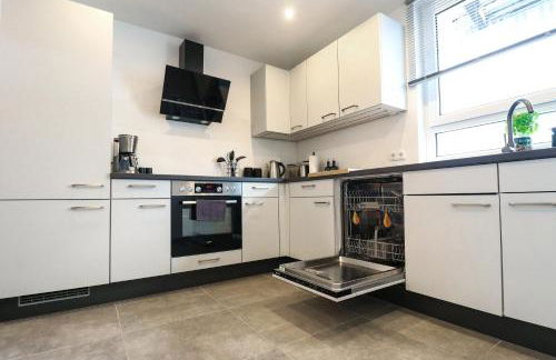 LIGHTPLACE • Große Unterkunft • 3 Schlafzimmer • Boxspring • Smart TV • Biergarten • Restaurant - Foto 50