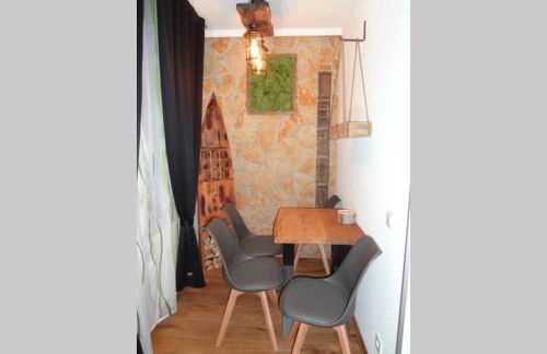 Charmante rustikale Jägersuite mit el Kamin H2O Therme Oberhof - Foto 13