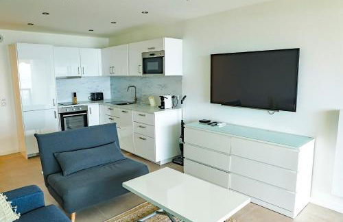 STUDIO Luxe CENTER BAY 4 - Photo 11