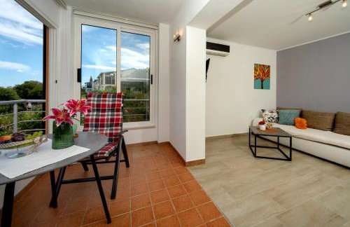 B Apartment - Photo 4