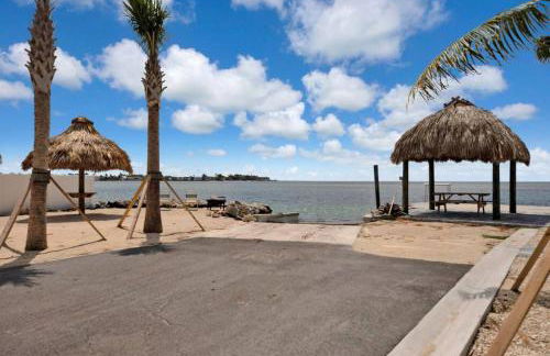 Gated Oceanfront Heated Pool - Foto 19