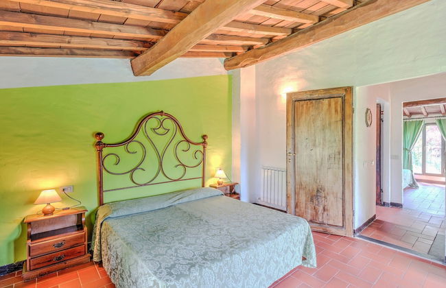 Appealing Home With Pool - Foto 9