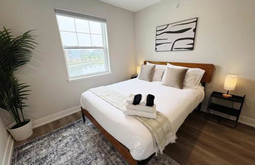 Warrenville Retreat 4BR 3 Bath Townhouse - WV2 - Foto 19