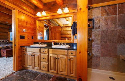 Log Retreat at Fish Creek by Simple Life Rentals - Foto 13