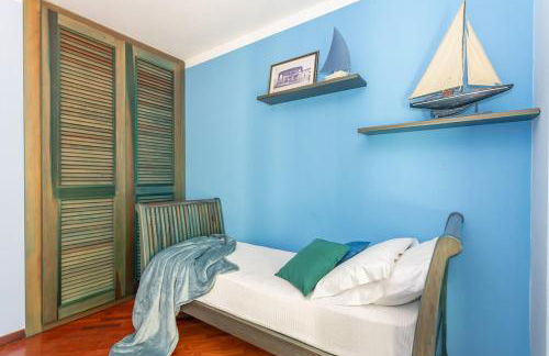 Villa Ray - Front row beachfront with garden - Foto 17