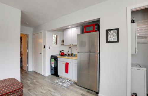 Hot Tub and Grill Pet-Friendly Apt, Walk to Midtown - Foto 10