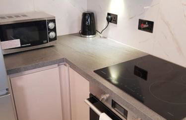 Luxurious 2 Bedroom House With Garden And Free Parking - Foto 19