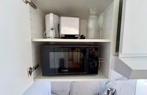 Suite Style Hôtel avec Balcon Vue Gare Netflix - Foto 25