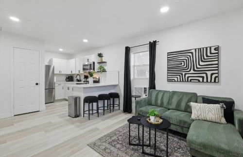 Modern 2BR Unit Hot Tub Outdoor Lounge - Foto 10