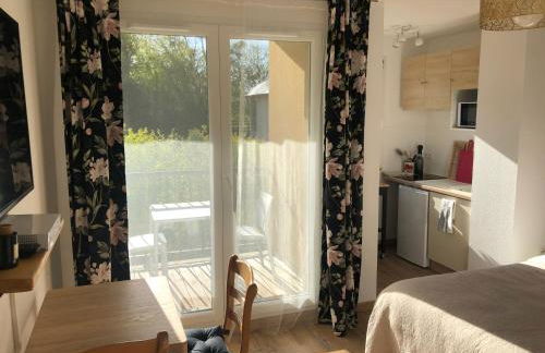 Studio en résidence avec parking - Photo 11