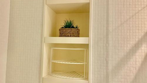 STUNNING!!! City-Center!! Retreat with Modern Amenities - Foto 4, wardrobe