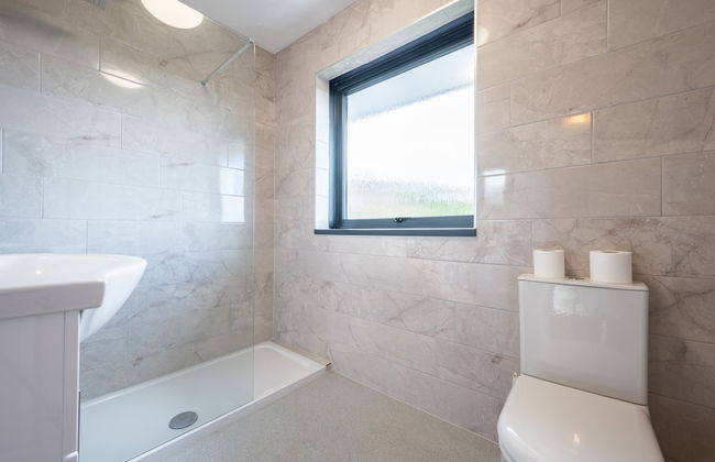 Trinity View by Tŷ SA - in Newport - Photo 25