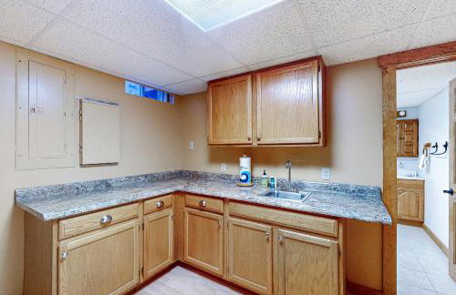 Up The Hill - Photo 25