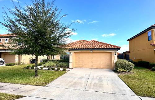 Villa with Pool in Gated 18-hole Golf Community with self-checkin after 4pm - Foto 2