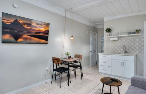 Chic Studio Near Downtown & Theme Parks - Foto 8