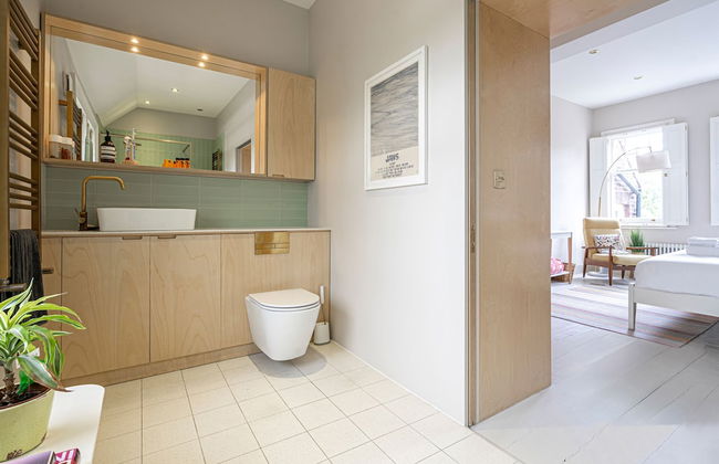 Chic and Colourful Family Home by Underthedoormat - Foto 42