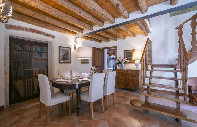 Alberta's Liberty House With Pool - Photo 14