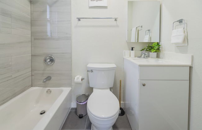 Amazing Experience in Calle Ocho - Photo 47