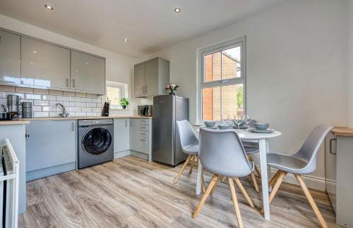 Buckwell Heights - 2 Bedroom Free Parking Wifi Sky TV - Photo 21