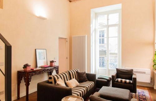 Elegant Historic Apartment in the Heart of Turin - Foto 1