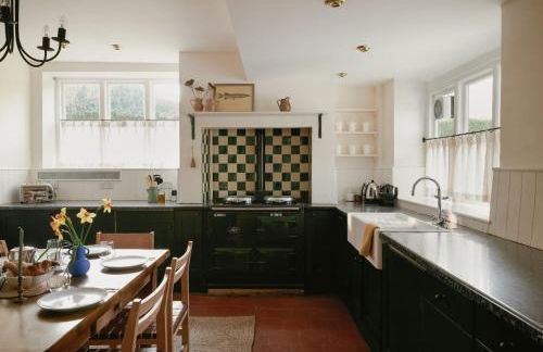 Trinity Farmhouse - Stunning House & Gardens! - Foto 32