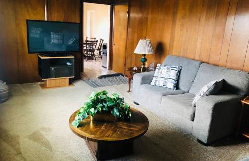 Family-Friendly Home CLOSE to SYR Univ DWNTWN & THE DOME! Location Location Location - Foto 32