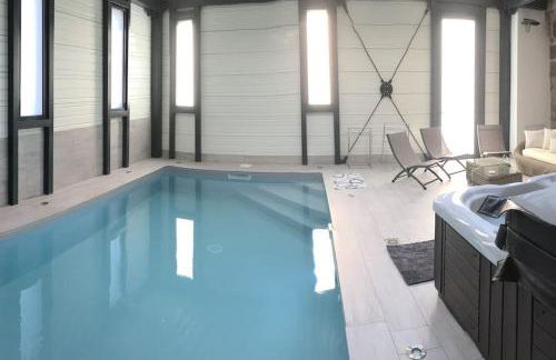 Gîte La Tour des Remparts Pool & Jacuzzi - Foto 30