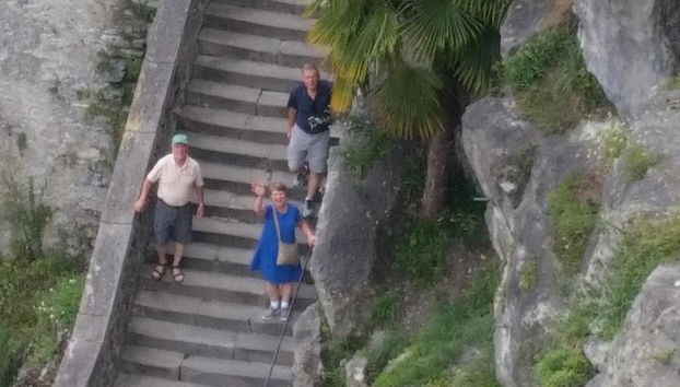 Uma visita cultural ao castelo medieval de Lourdes.