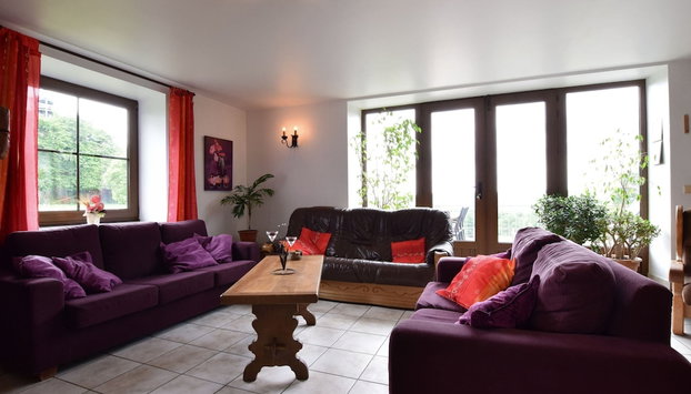 Holiday Home in Rendeux With Fenced Garden - Photo 3, Salle de séjour
