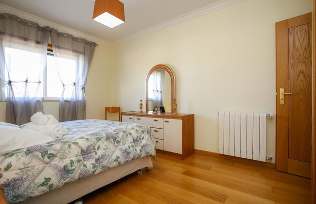 Atlantic Ocean Pool Apartment - Photo 19