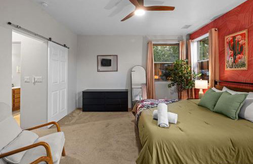 LUX Sedona Retreat - Hot tub & Game room - Foto 60