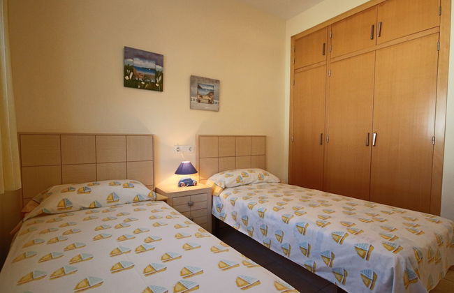 Sunny 3BR Villa w/ Endless Views & Heated Pool - Walk to Beach & Dining - Foto 7