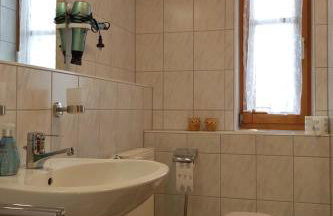 Apartment Charmante Wohnung in Langfurth mit Kleinem Balkon by Interhome - Foto 8