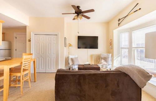 HISTORIC COMFY CONDO- Heart of Ellicottville, Self Checkin - Foto 11