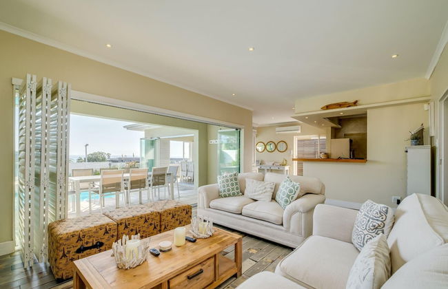 Beach-style Camps Bay Home w Pool Garden Barbados - Photo 12