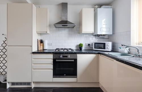 Stanley Sparkle Stays - 4BRooms, 4Beds, Prkg, Wifi - Foto 20