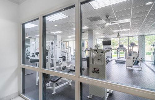 Sunny Isles Ocean Reserve Condo Apartments - Foto 47