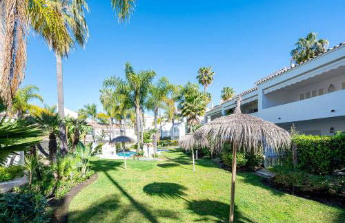 Bright Chalet with Swimming Pool and Close to Sea - Photo 59