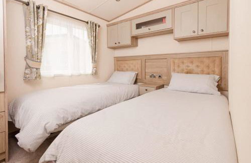 By The Sea Beach Swimming Pool - Photo 9