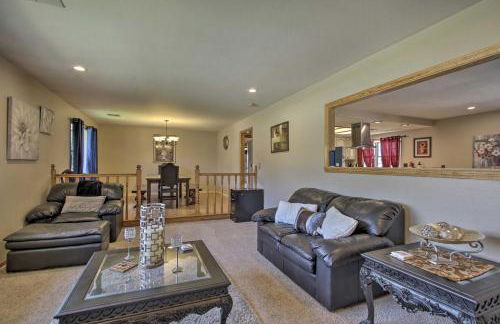 Spacious Lancaster Family Ranch - BBQ and Patio - Foto 7