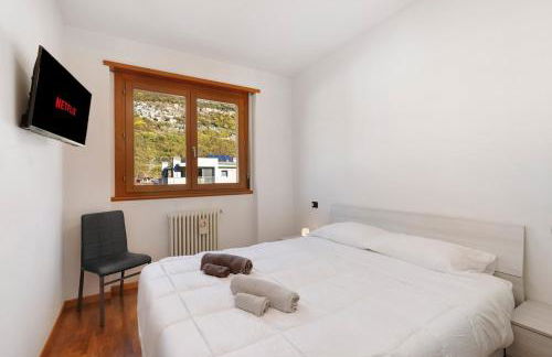 Modern Retreat with AC & Fast Wi-Fi - Photo 1