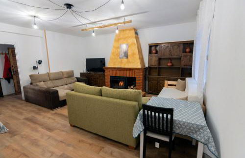 El Salón de Arriba - Foto 26